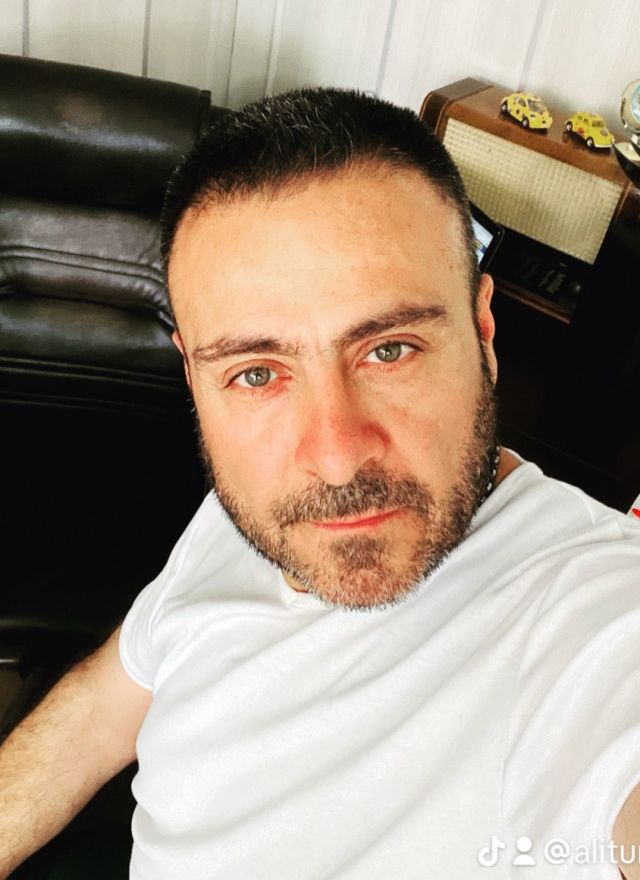 İCTEN BİR MERHABA